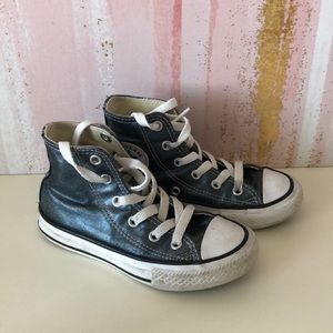 Girls converse metallic blue